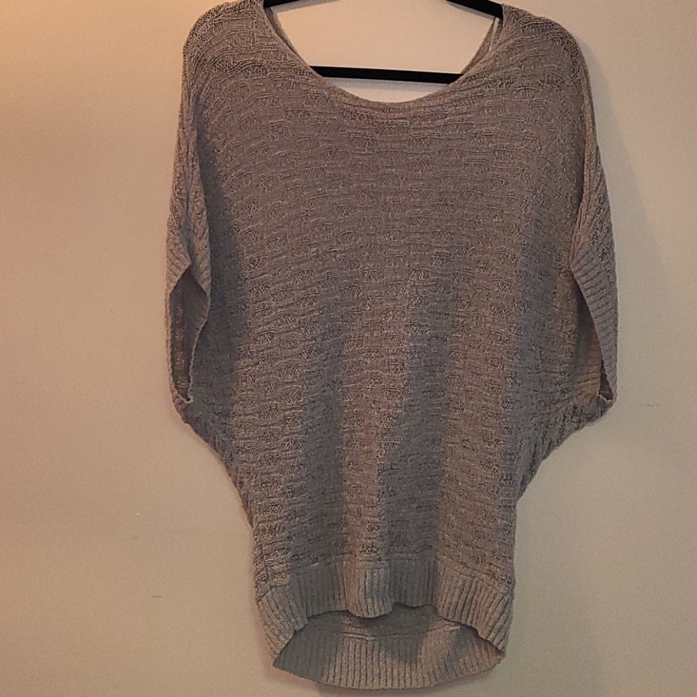 Open knit short sleeve sweater